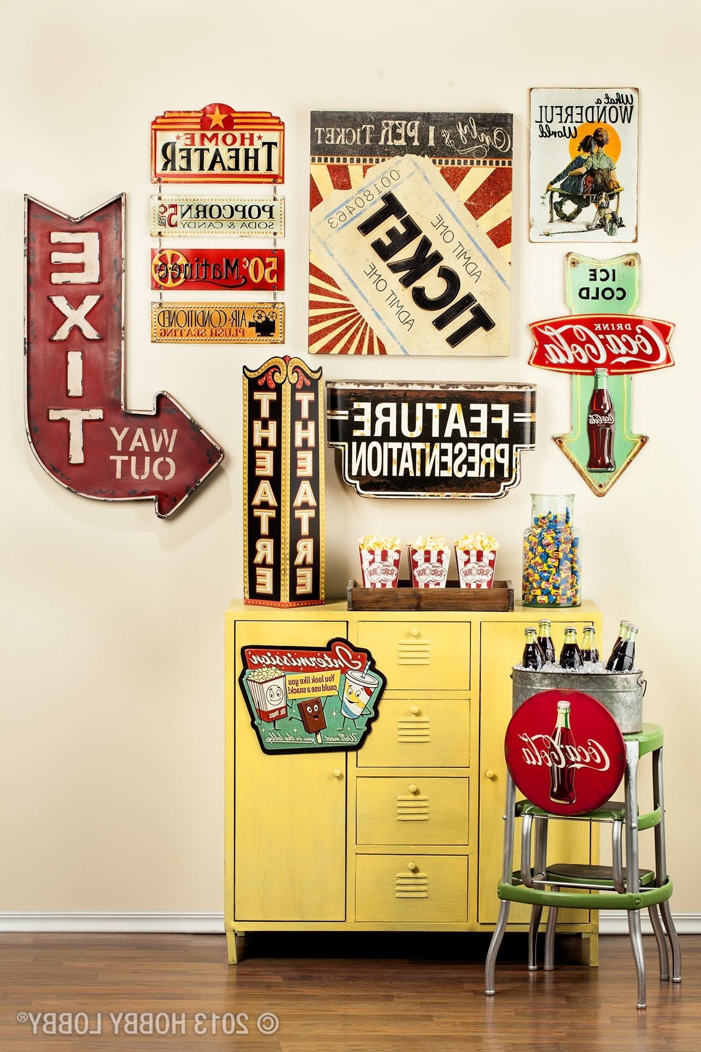 Planning An Oscars Party? This Vintage Movie Themed Decor Is A With Trendy Movie Themed Wall Art (View 8 of 15)