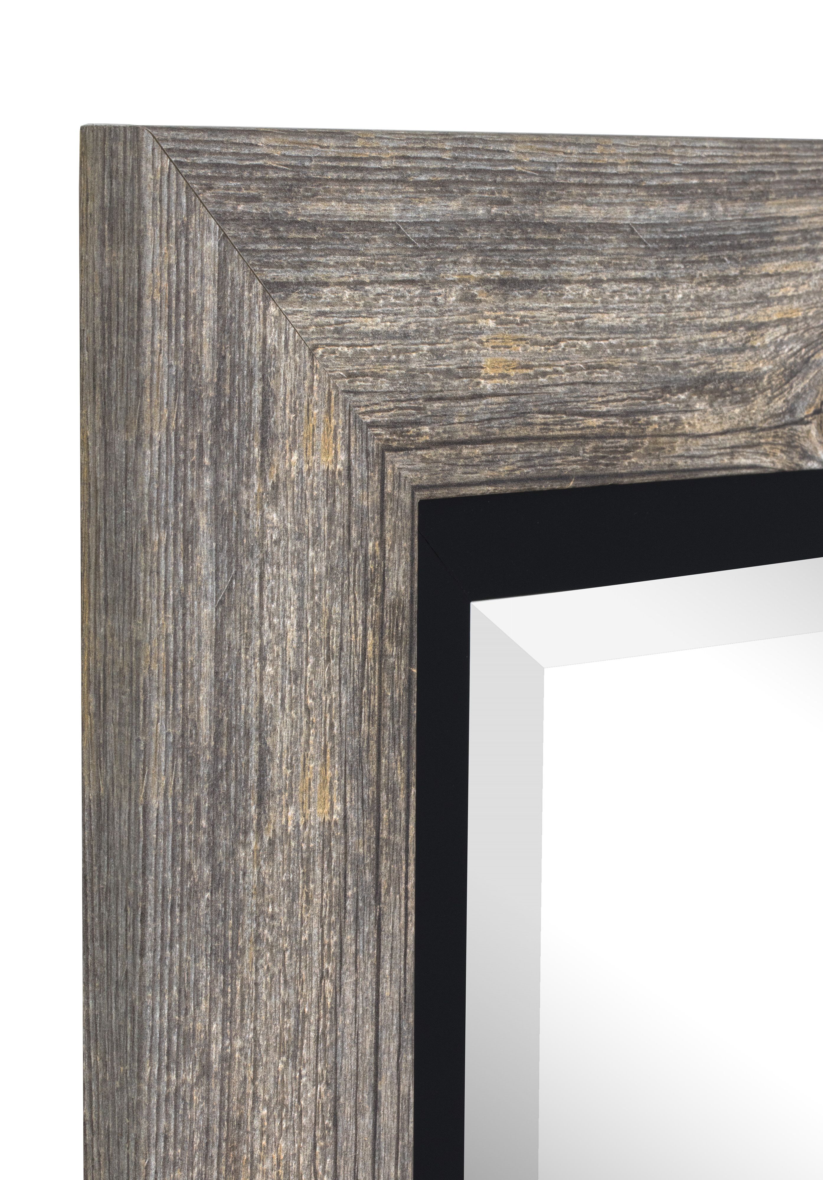 Hilde Traditional Beveled Bathroom Mirror With Regard To Fashionable Hilde Traditional Beveled Bathroom Mirrors (View 3 of 20)