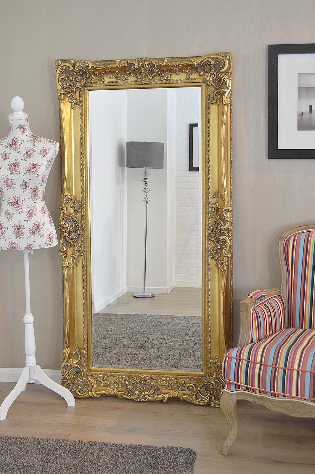 Large Antique Wall Mirrors Throughout Most Popular Vintage Wall Hanging Mirrors Antique Mirror Hooks Classic Large Flat (View 16 of 20)