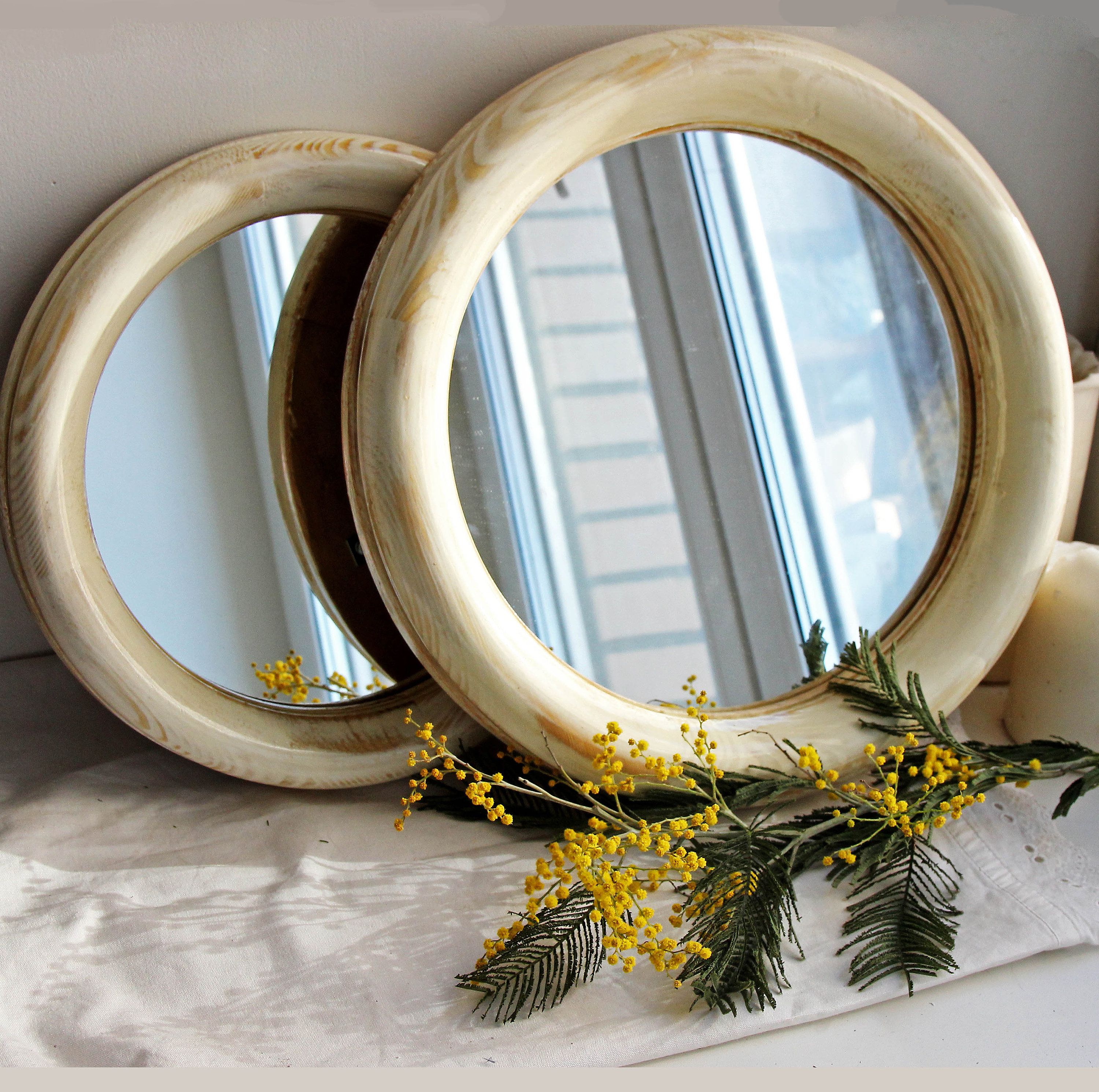 Most Up To Date Round Mirror Round Decorative Wall Mirror Wood Mirror Frame Wall Mirror  Wall Decor Round Ivory Mirror Small Round Framed Wall Mount Mirror With Regard To Small Round Decorative Wall Mirrors (View 6 of 20)