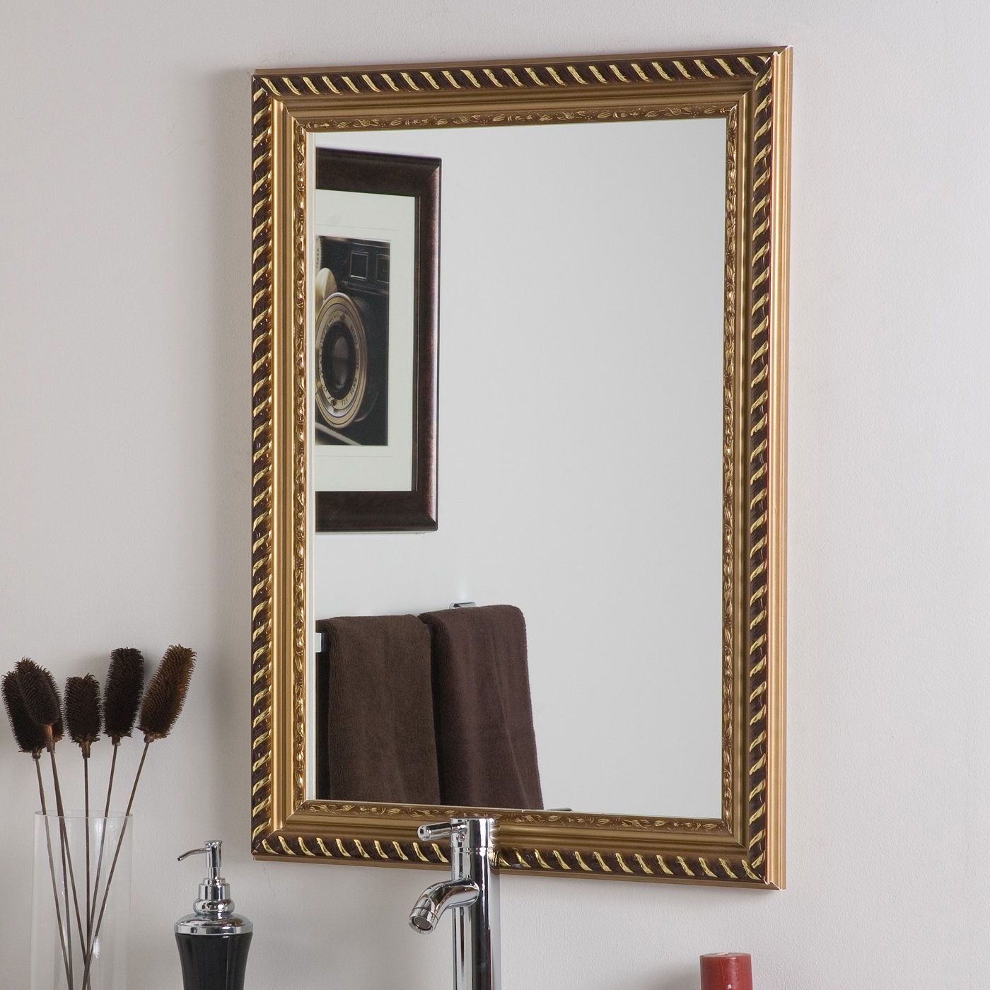 Preferred Gold Framed Wall Mirrors Throughout Decor Wonderland Marina Gold Framed Wall Mirror (View 18 of 20)