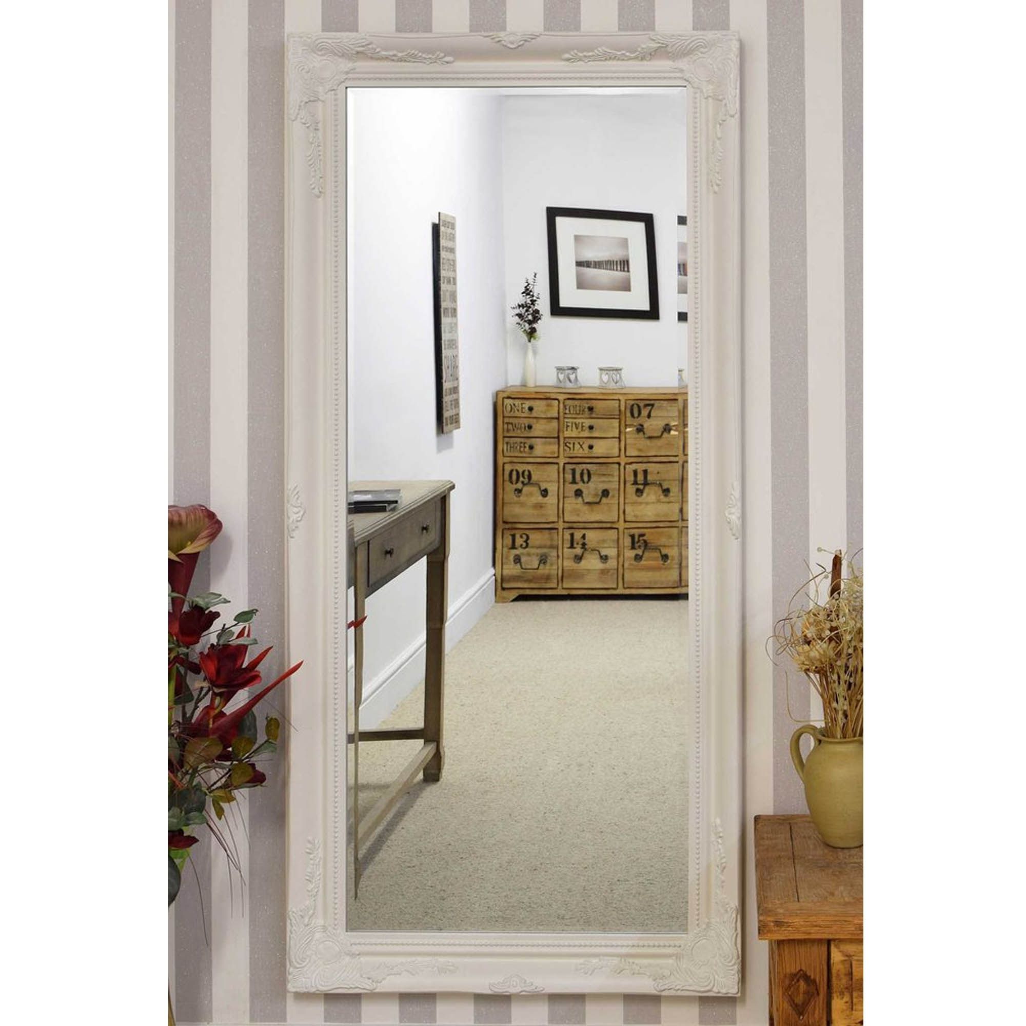Thin White Decorative Antique French Style Wall Mirror For Most Recently Released White Decorative Wall Mirrors (View 19 of 20)