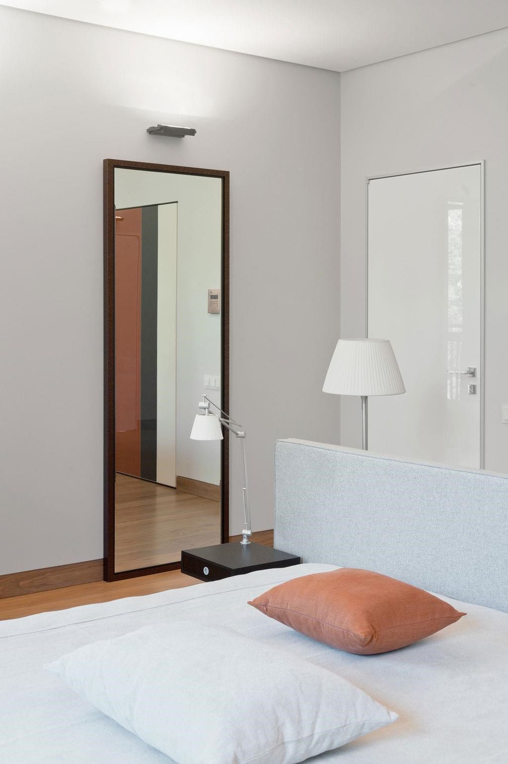 Wall Mirrors For Bedroom Within 2019 Wall Mirror Designs For Bedrooms Bedroom The Effect Of Mirrors (View 3 of 20)