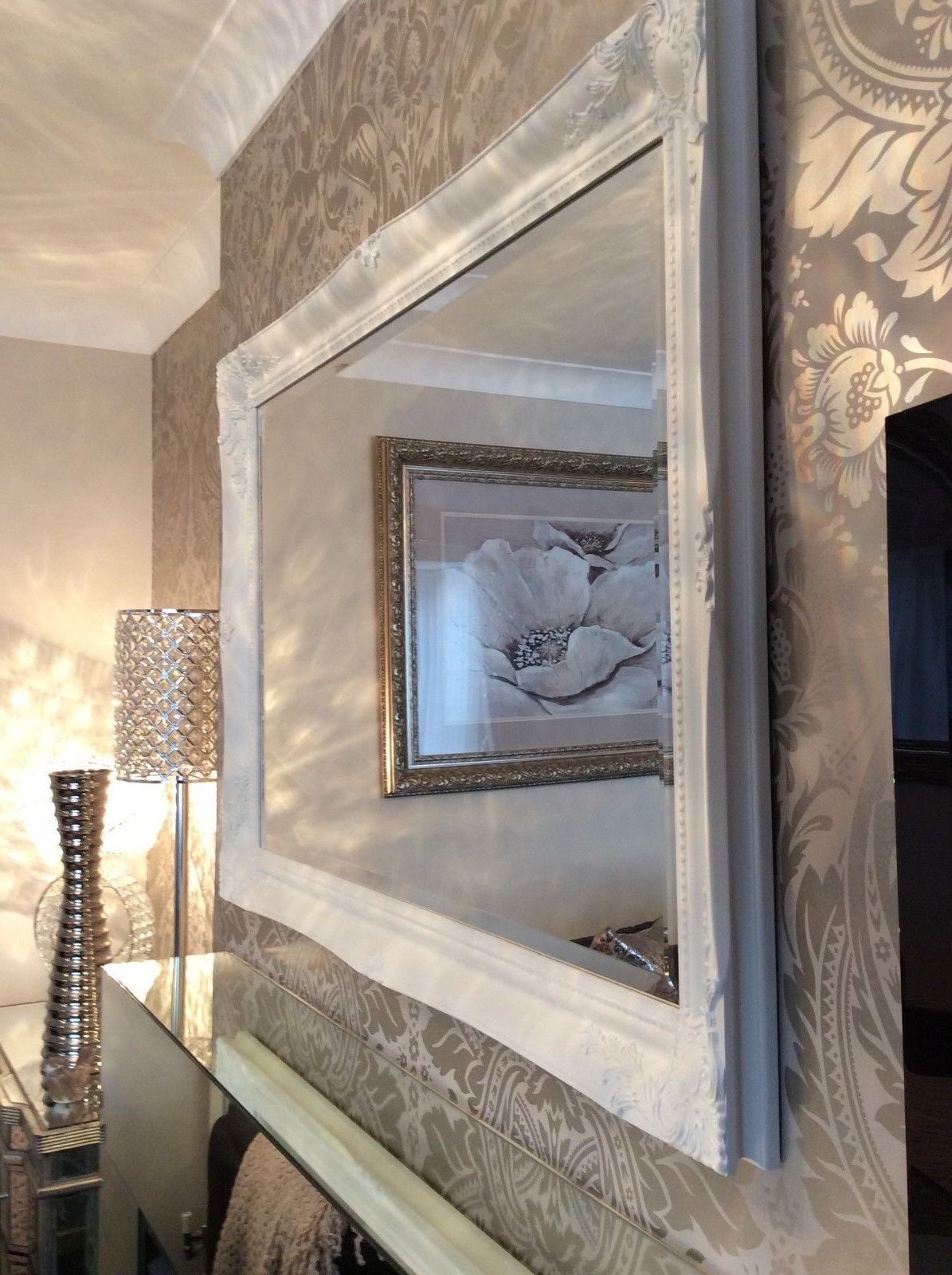 Large Wall Mirrors Decorative: Reflections Of Style And Beauty