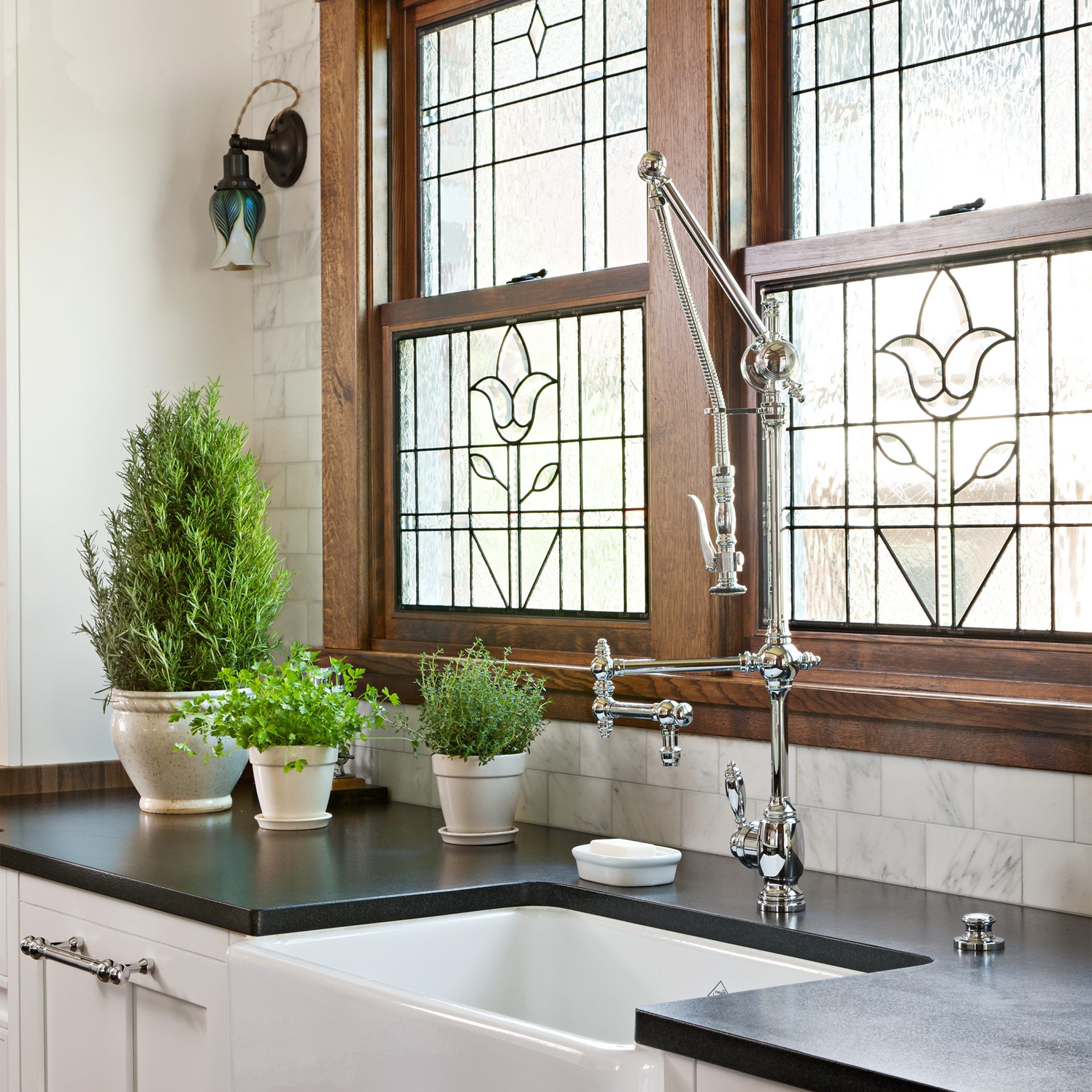 Classic Kitchen Curtain Sets Intended For Favorite 17 Rustic Window Treatments You'll Want To Try Now (View 18 of 20)
