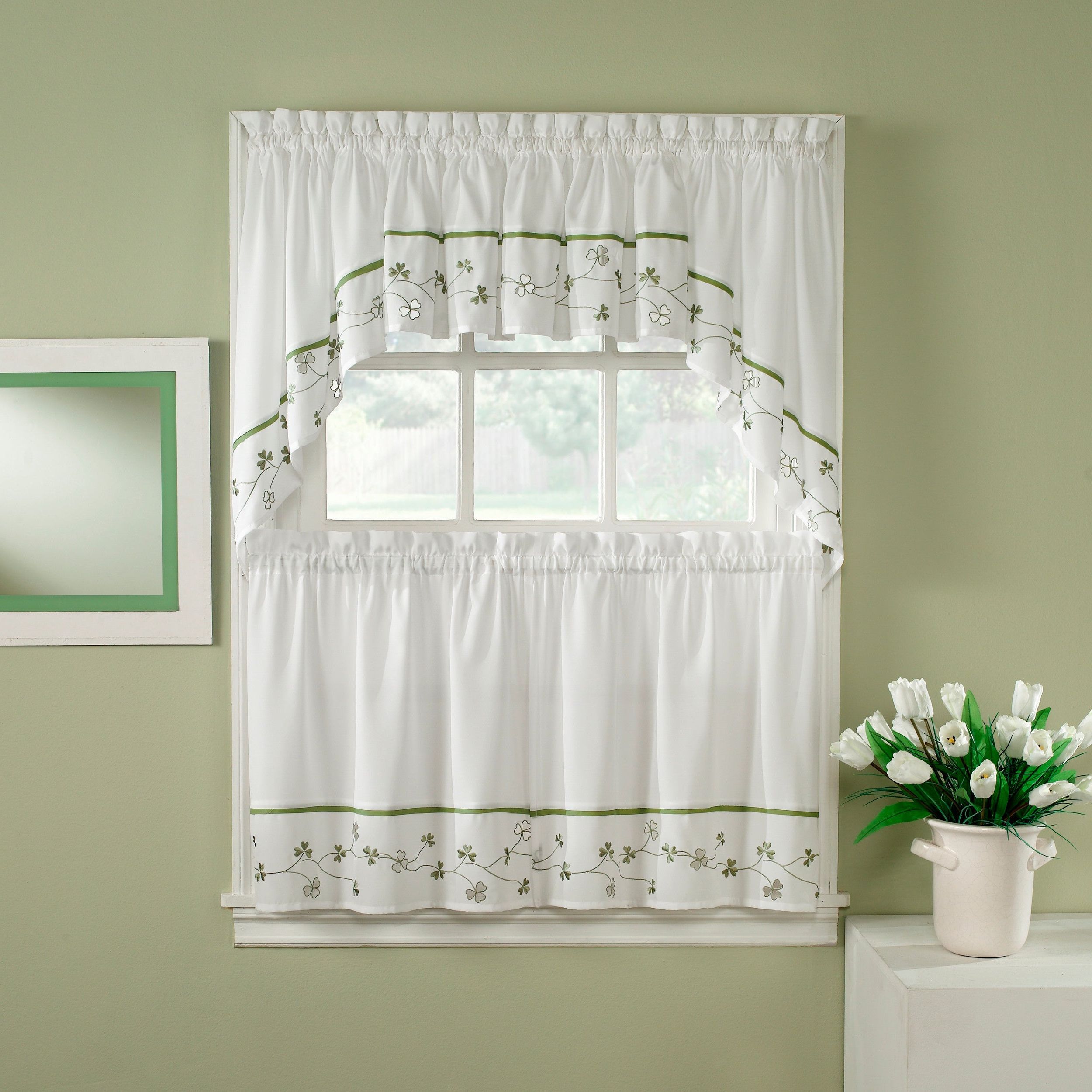 Clover Green/ White 5 Piece Curtain Tier And Swag Set Intended For Well Known Cotton Lace 5 Piece Window Tier And Swag Sets (View 14 of 20)