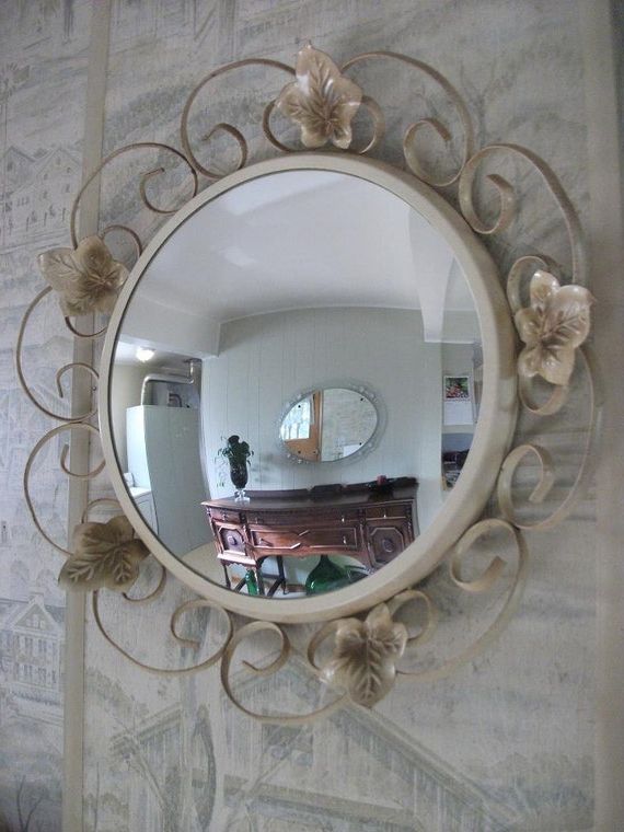 2020 Vintage Wrought Iron Mirror Pertaining To Antique Iron Round Wall Mirrors (View 3 of 15)