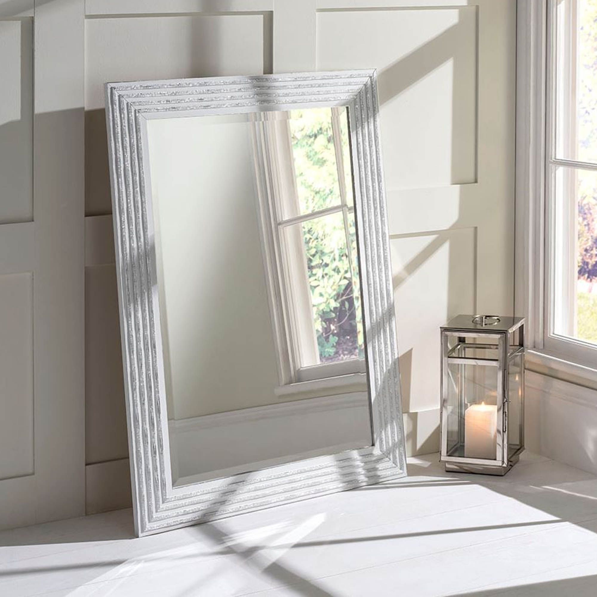 White And Silver Decorative Wall Mirror (View 10 of 15)