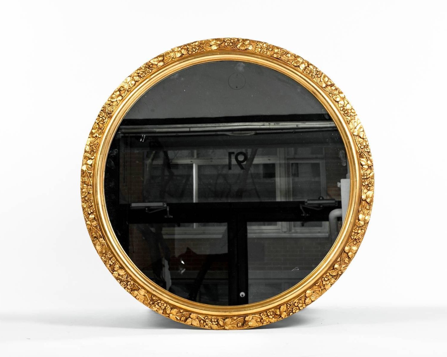 Vintage Round Wooden Frame Gilded Wall Mirror (View 5 of 15)